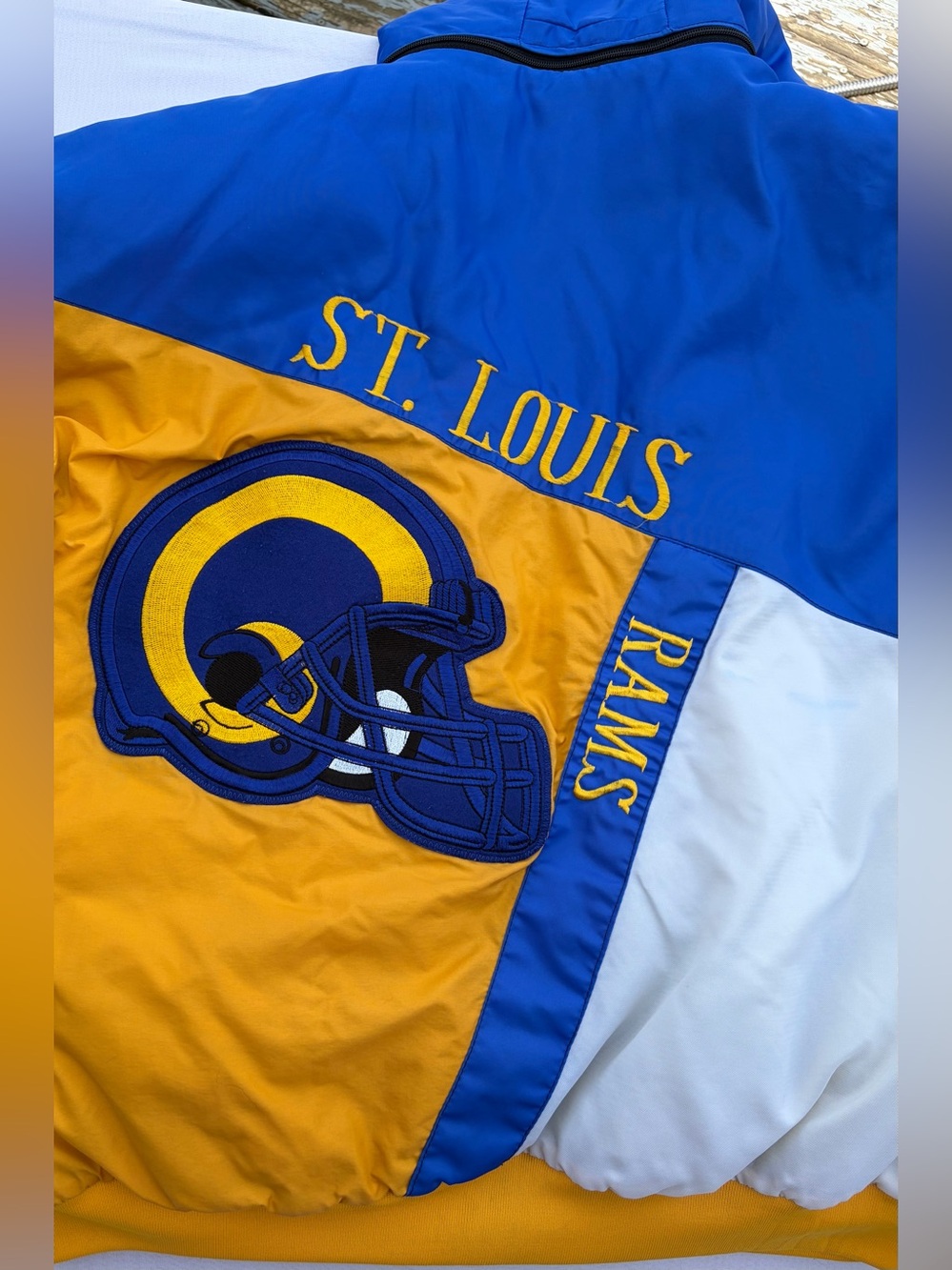 St. Louis Rams Vintage NFL Puffer Jacket Approx 4XL/58” Embroidered Front & Back